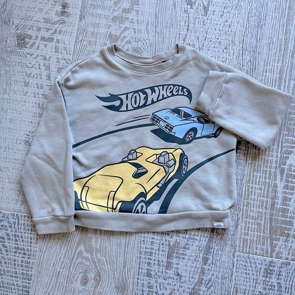 Gap Hot Wheels Cars Toddler Sweatshirt Size 5 🚘